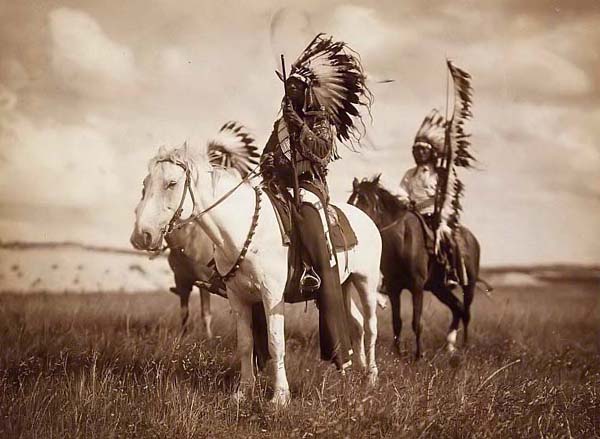CA-Indianie - Sioux-Chiefs.jpg