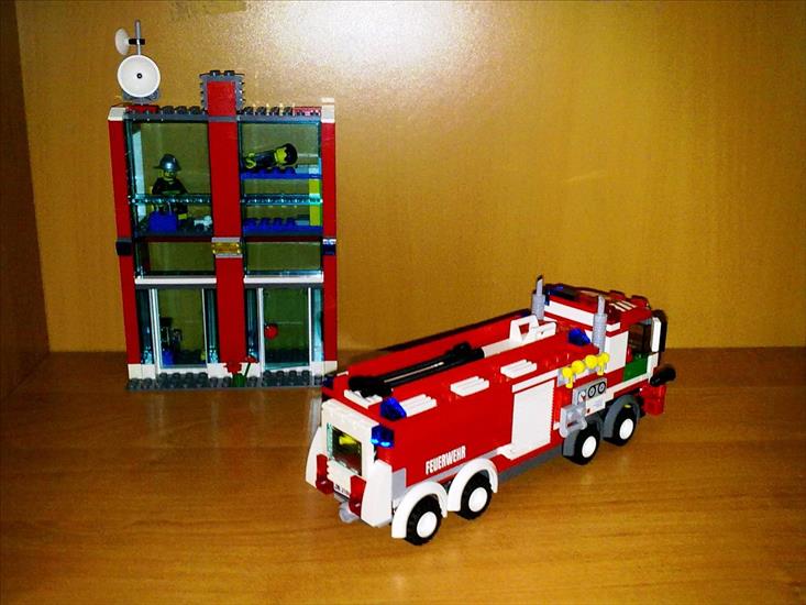 LEGO - 26032011357.jpg
