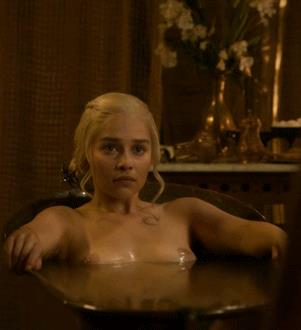 GIFY - Emilia-Clarke-GoT-bath-scene-nude-with-Dario.gif