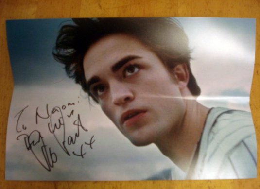 Autografy - Robert Pattinson.jpg