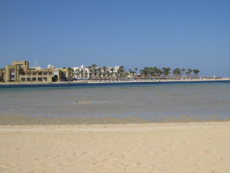 Marsa El Alam Port Ghalib - Port Ghalib plaża hotelu Pic Albatrosa.JPG