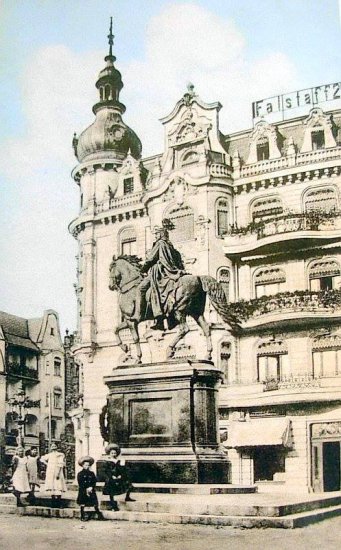 Bydgoszcz na starej fotografii - pomnik cesarza Wilhelma.jpg