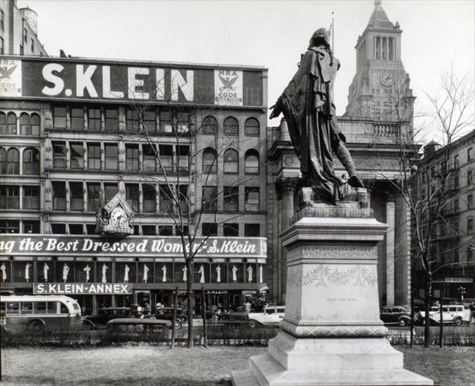 New York - 1930 - Union Square, Manhattan. March 20, 1936.jpeg